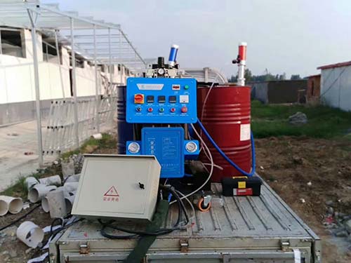 河南聚氨酯噴涂機(jī)養(yǎng)殖業(yè)保溫板發(fā)泡案例(圖2) 河南聚氨酯噴涂機(jī)養(yǎng)殖業(yè)保溫板發(fā)泡