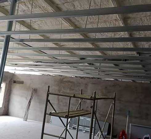 養(yǎng)殖場頂棚聚氨酯發(fā)泡(圖2) 養(yǎng)殖場頂棚聚氨酯發(fā)泡