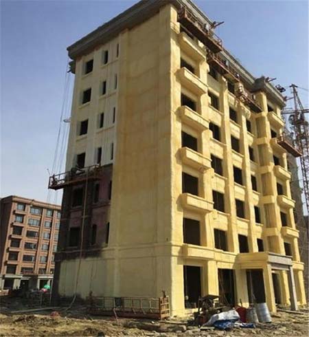 外墻高壓聚氨酯發(fā)泡機(圖2) 外墻隔熱噴涂聚氨酯原料