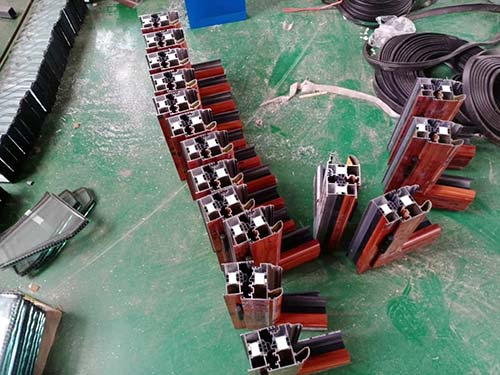 鋁合金灌注噴涂(圖2) 鋁合金灌注噴涂